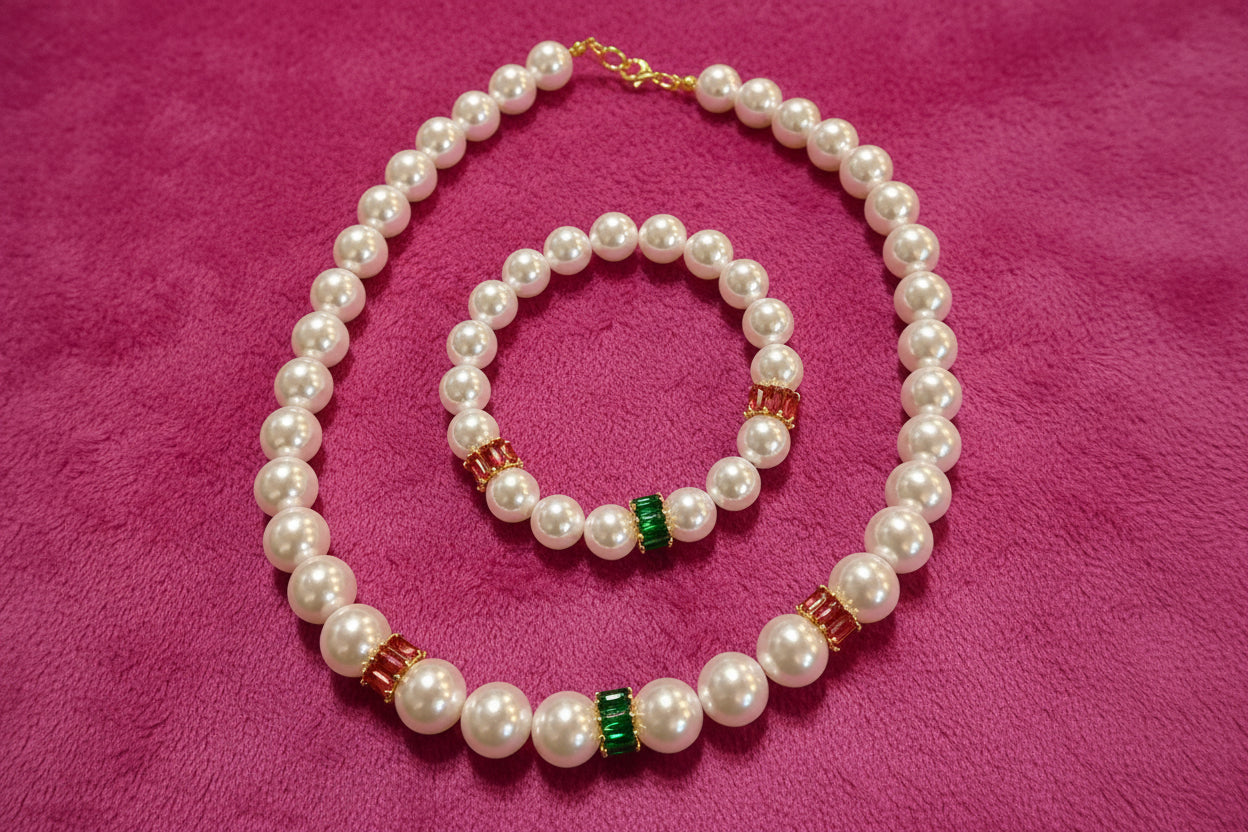 Pearl Necklace and Bracelet Set